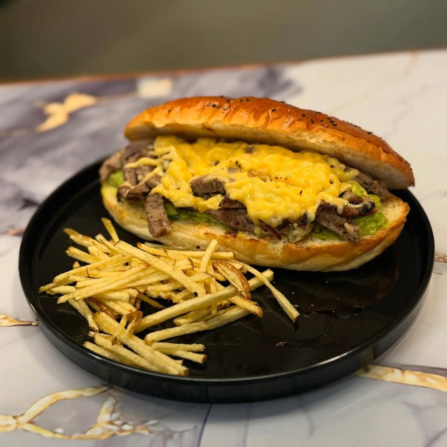 Torta de carne con queso y papas